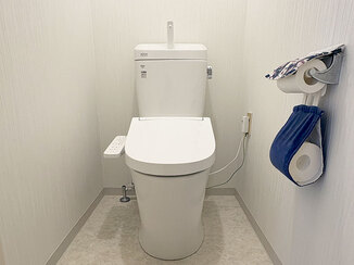 トイレリフォーム スッキリ形状でお掃除しやすい快適なトイレへ
